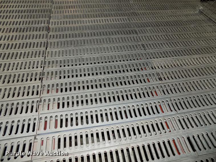 image for item DZ9662 Flooring and guard rail