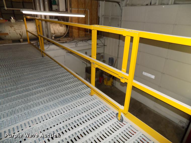 image for item DZ9662 Flooring and guard rail