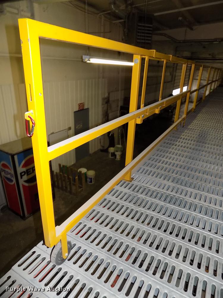 image for item DZ9662 Flooring and guard rail