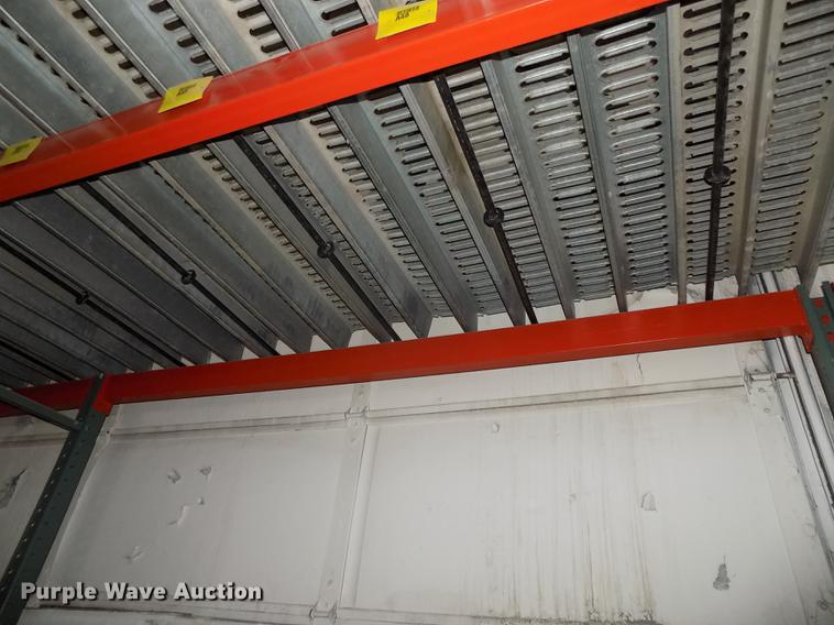 image for item DZ9664 Pallet racking