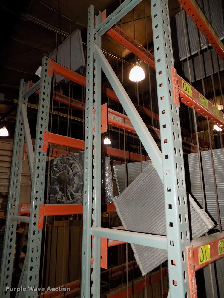 image for item DZ9665 Pallet racking