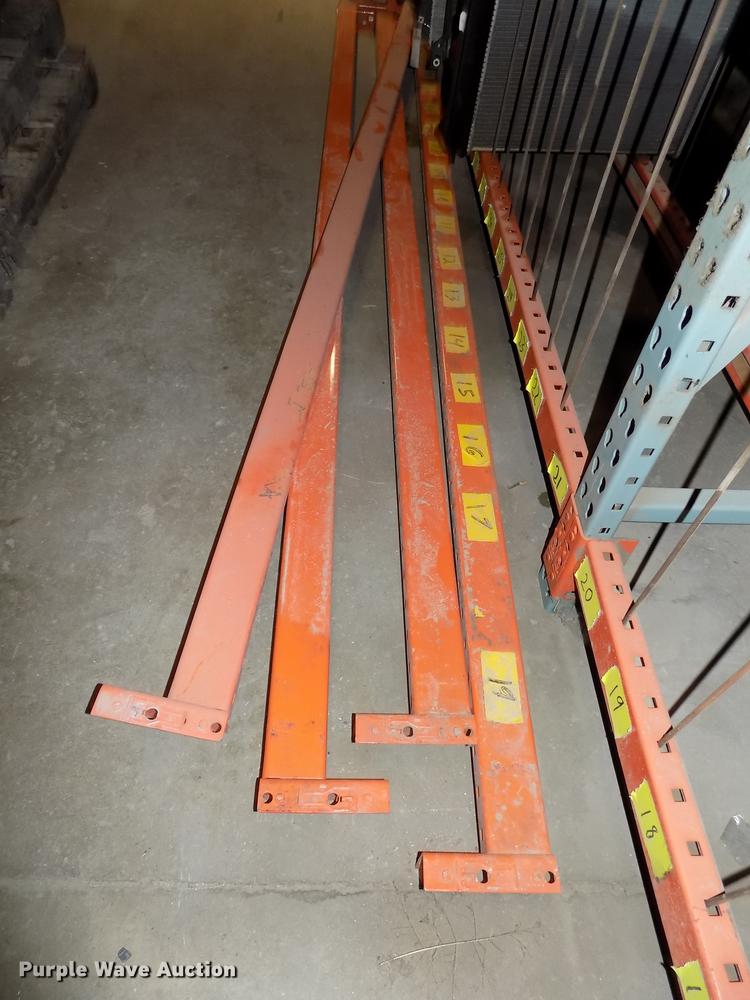 image for item DZ9665 Pallet racking
