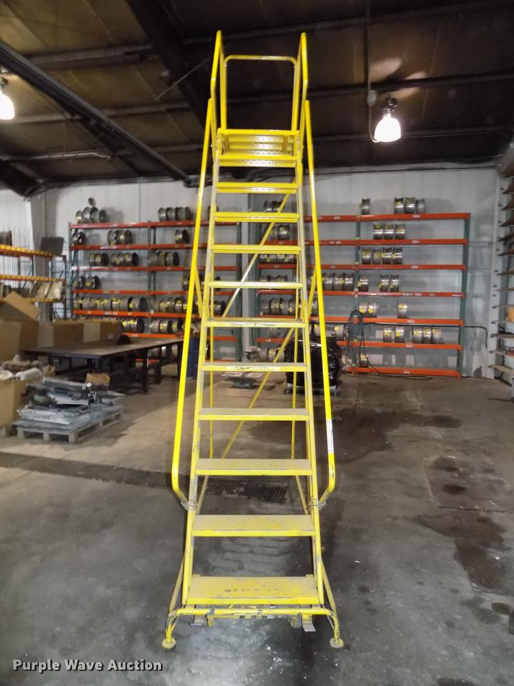 image for item DZ9666 Warehouse ladders
