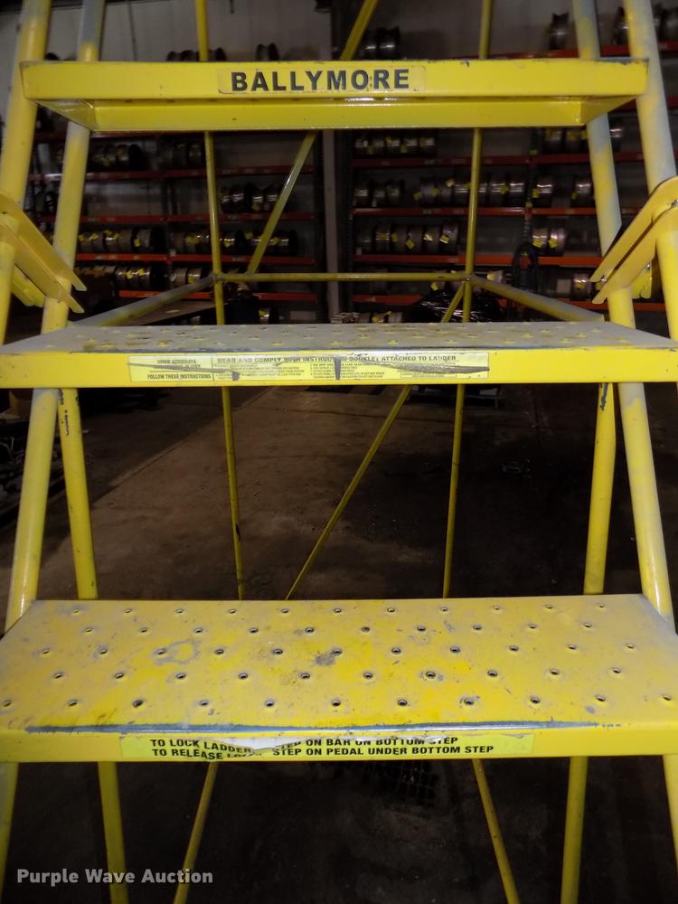 image for item DZ9666 Warehouse ladders