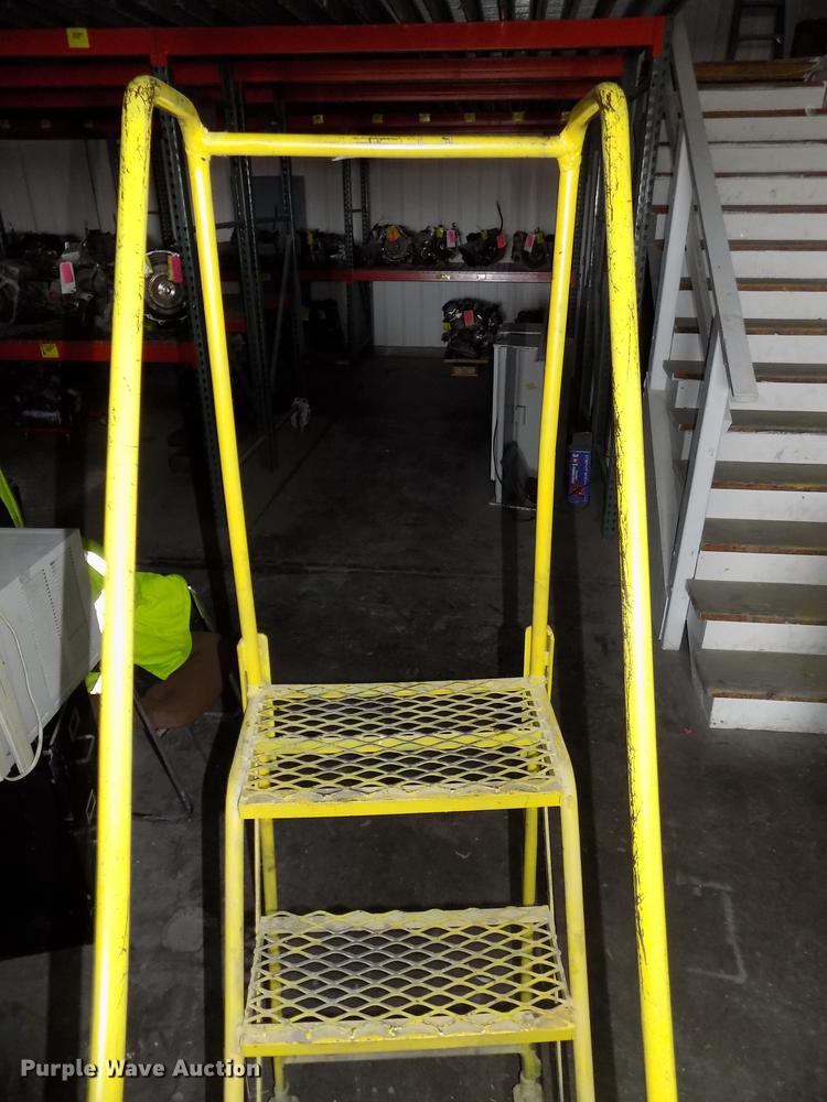 image for item DZ9666 Warehouse ladders