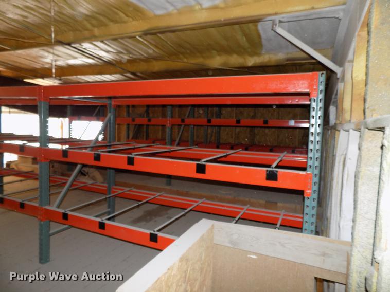 image for item DZ9667 Pallet racking