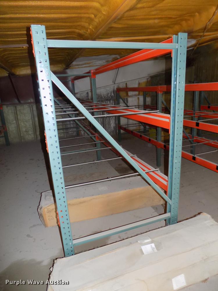 image for item DZ9667 Pallet racking