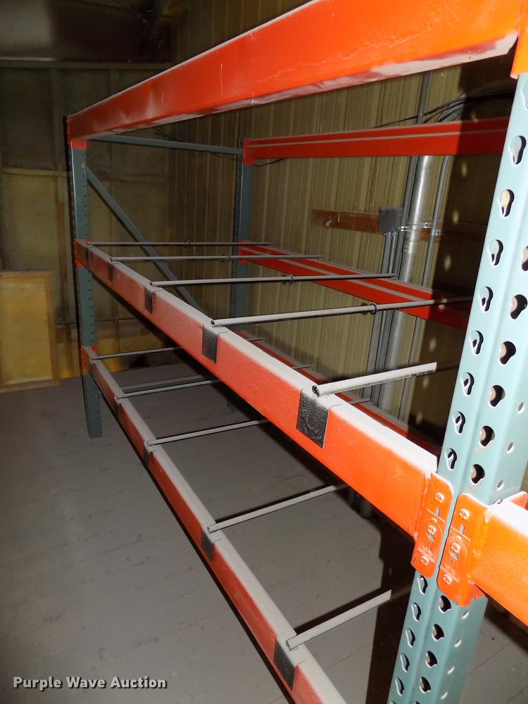 image for item DZ9667 Pallet racking