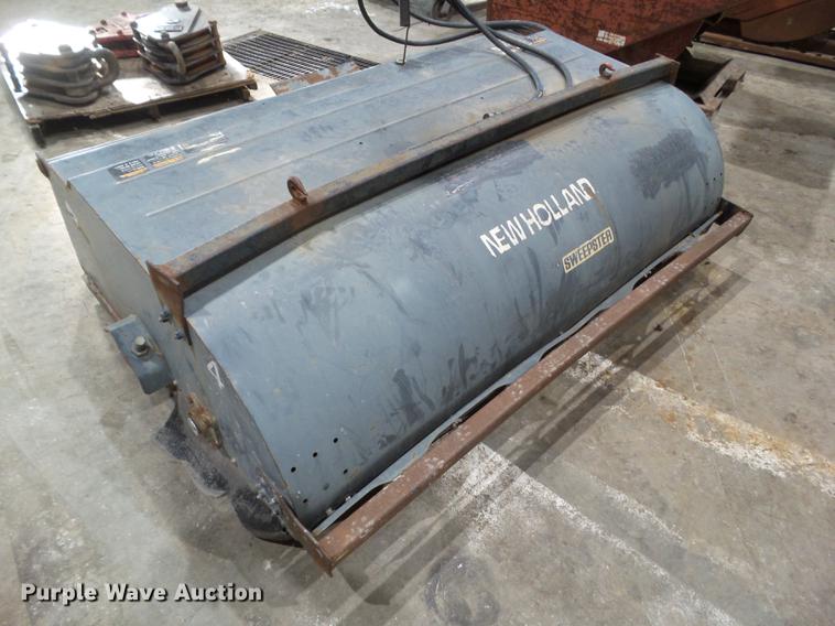 image for item EM9124 New Holland SB72CUNH01 skid steer sweeper