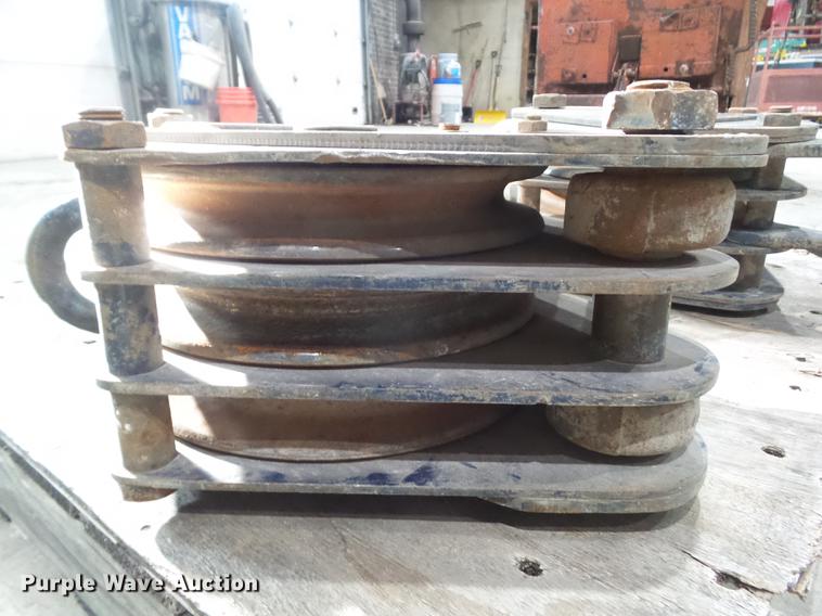 image for item EM9125 (2) McKissick snatch blocks