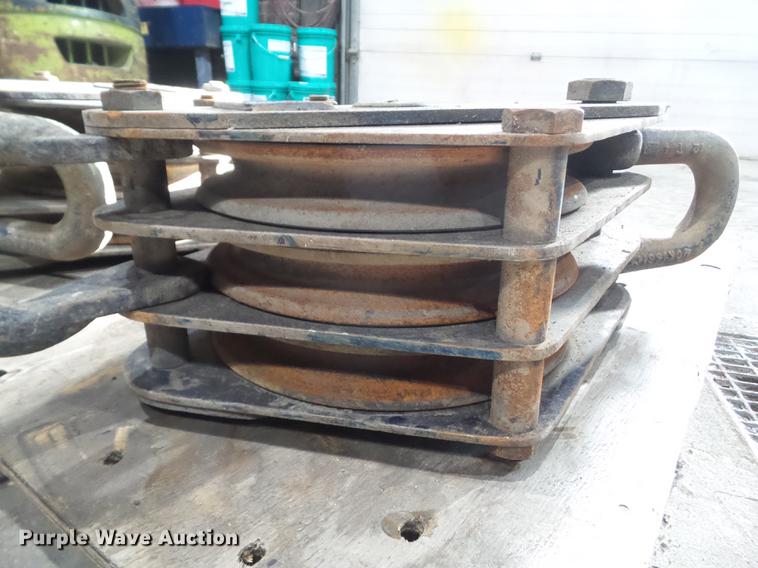 image for item EM9125 (2) McKissick snatch blocks