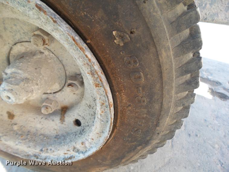 image for item EM9126 (3) OmniQuip Workpro 150 buggy