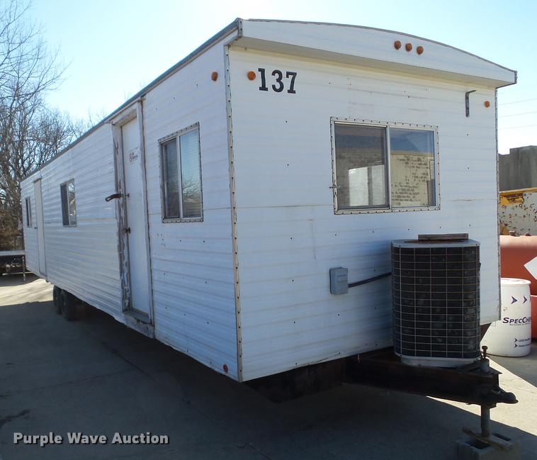 image for item EM9128 1993 MFEI MF1040 office trailer