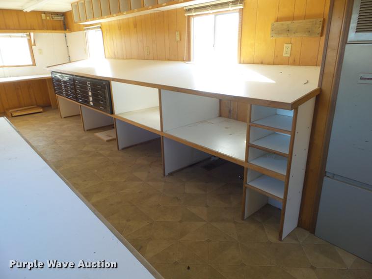 image for item EM9128 1993 MFEI MF1040 office trailer