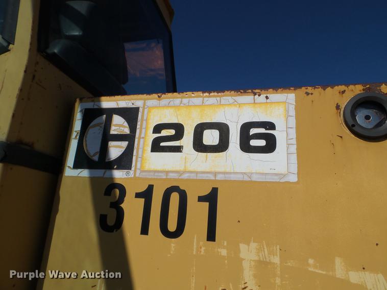 image for item EW9985 1985 Caterpillar 206 rubber tire excavator