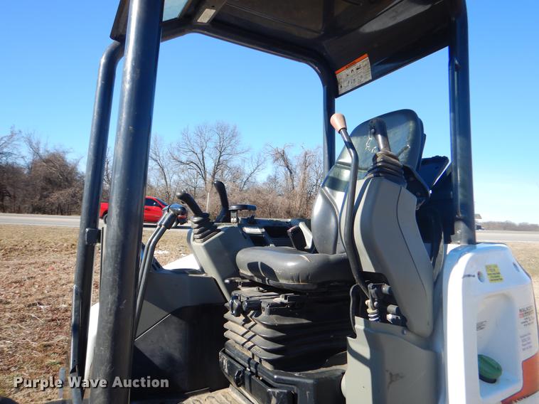 image for item EZ9785 2016 Bobcat E42 mini excavator