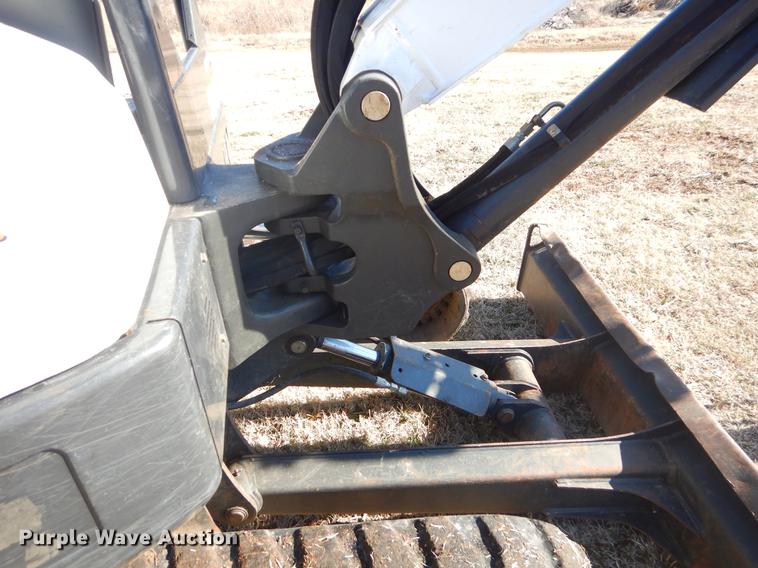image for item EZ9785 2016 Bobcat E42 mini excavator