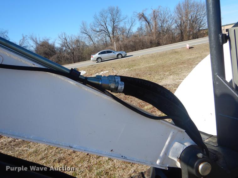 image for item EZ9785 2016 Bobcat E42 mini excavator