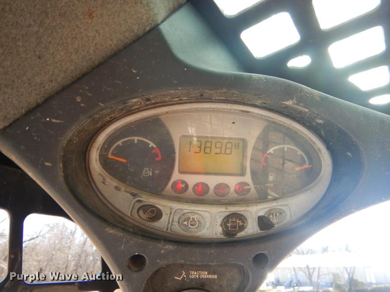 image for item EZ9786 2013 Bobcat S530 skid steer