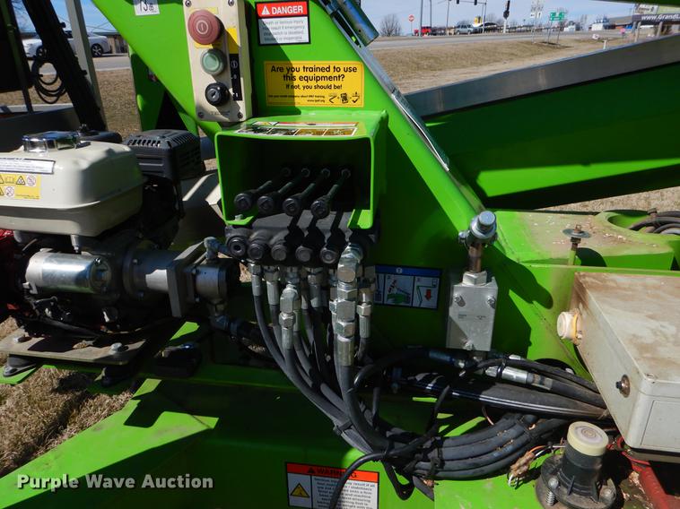 image for item EZ9787 2014 Niftylift TM50HGE boom lift