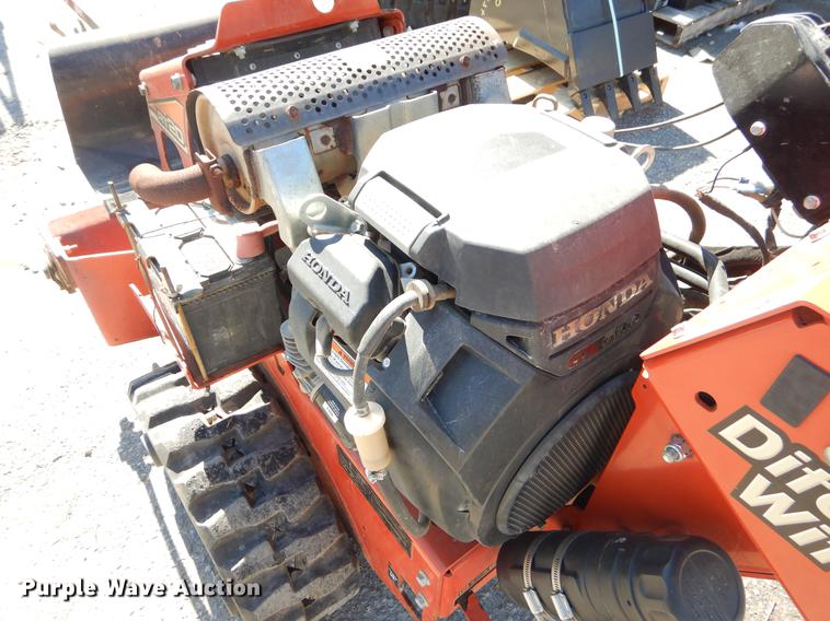 image for item EZ9790 2013 Ditch Witch RT20 trencher