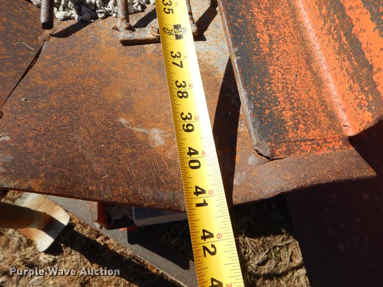 image for item EZ9813 Duraco 81DJ pot hole patcher