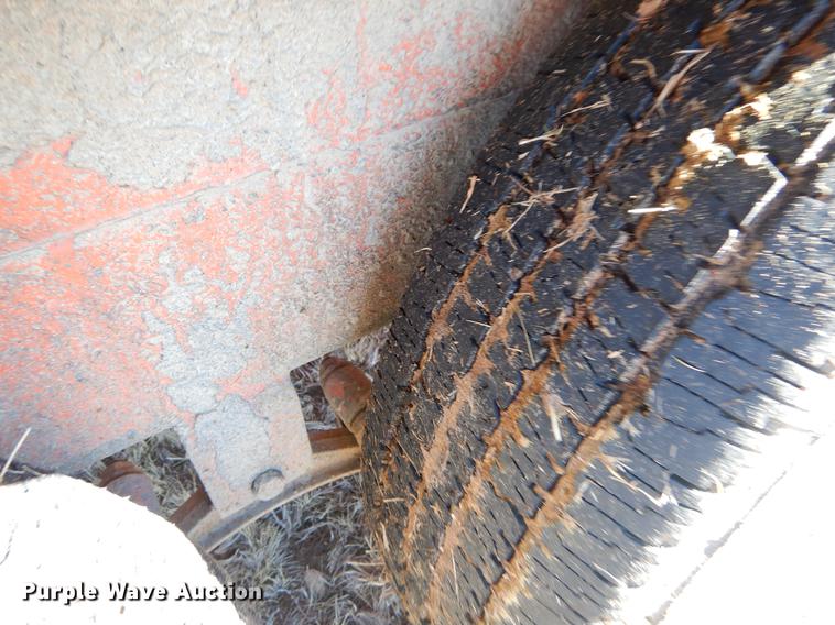 image for item EZ9813 Duraco 81DJ pot hole patcher