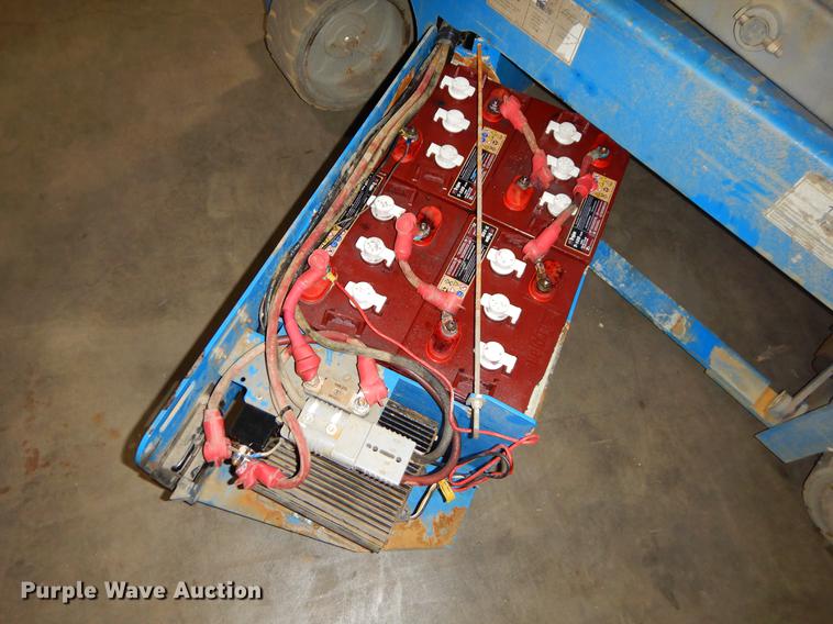 image for item EZ9817 2012 Genie GS-1930 scissor lift