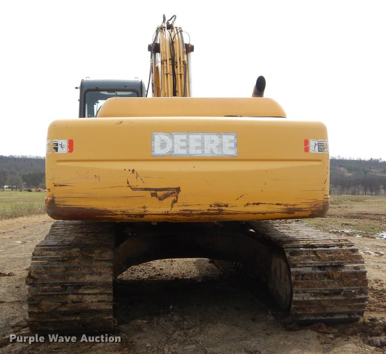 image for item EZ9829 2004 John Deere 270C excavator