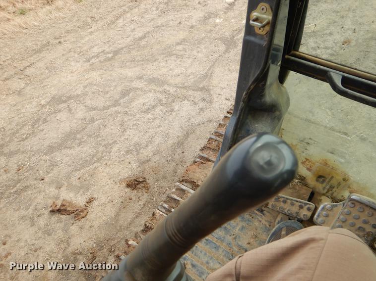 image for item EZ9829 2004 John Deere 270C excavator