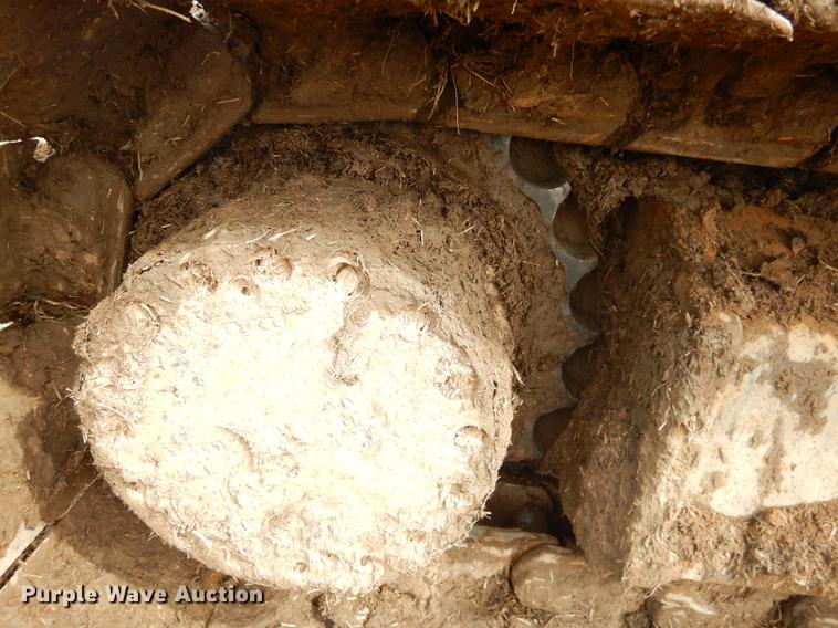 image for item EZ9829 2004 John Deere 270C excavator