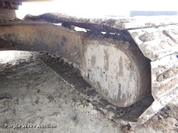 image for item EZ9829 2004 John Deere 270C excavator