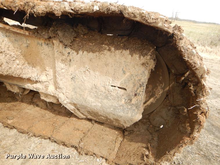 image for item EZ9829 2004 John Deere 270C excavator