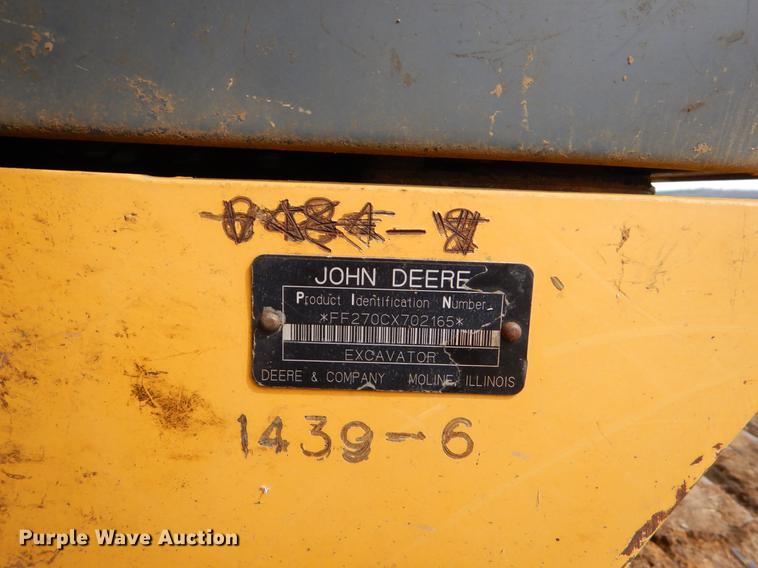 image for item EZ9829 2004 John Deere 270C excavator