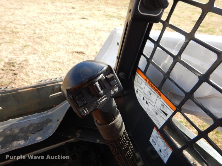 image for item EZ9841 2015 Bobcat T590 skid steer