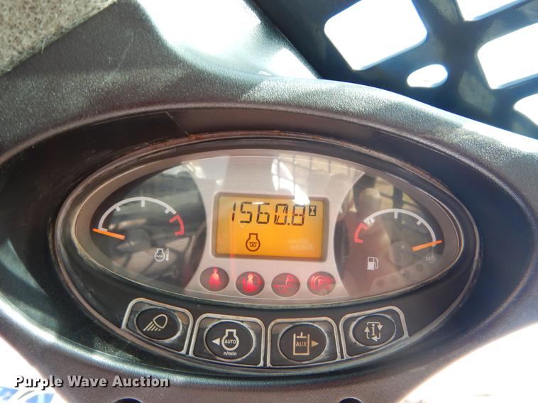 image for item EZ9841 2015 Bobcat T590 skid steer