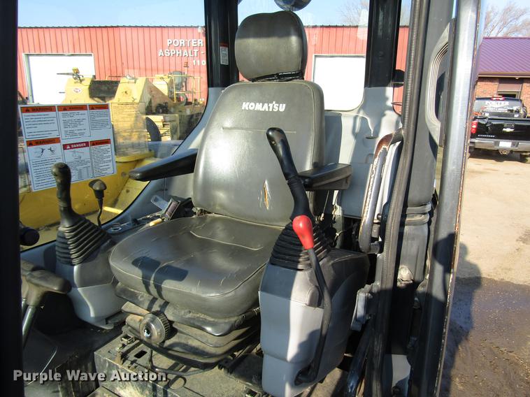 image for item FJ9624 2006 Komatsu PC78MR-6 mini excavator