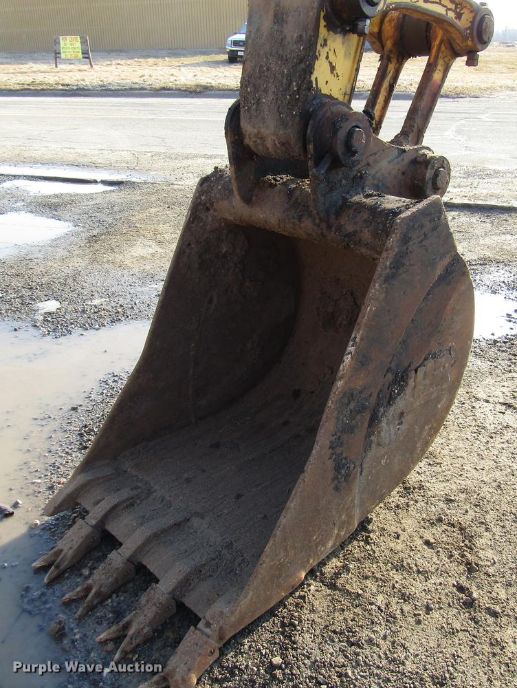 image for item FJ9624 2006 Komatsu PC78MR-6 mini excavator