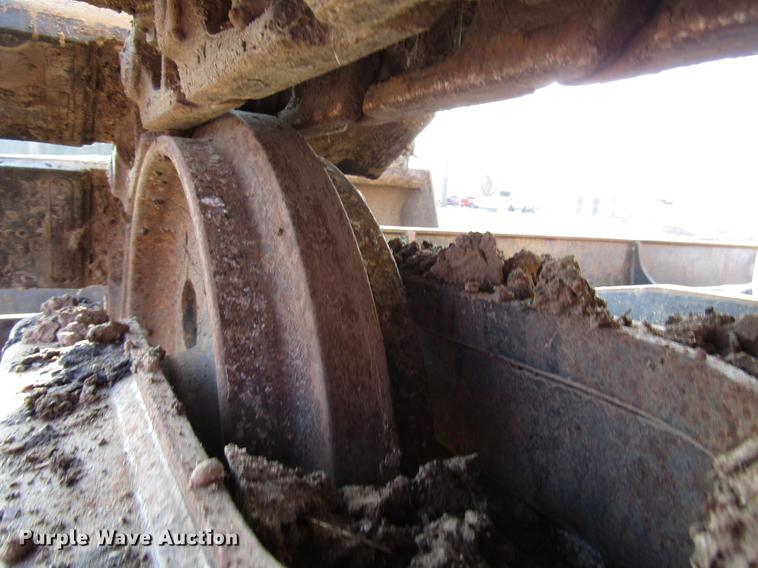 image for item FJ9624 2006 Komatsu PC78MR-6 mini excavator