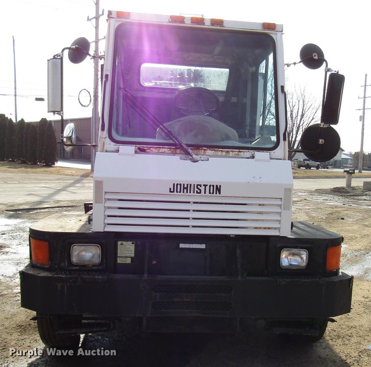 image for item FJ9627 2000 Johnston street sweeper