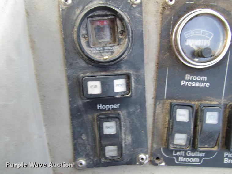 image for item FJ9627 2000 Johnston street sweeper