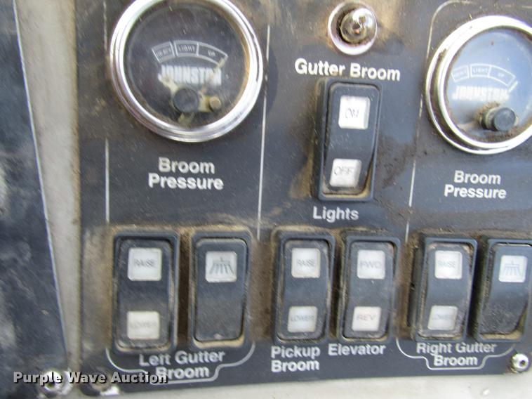 image for item FJ9627 2000 Johnston street sweeper