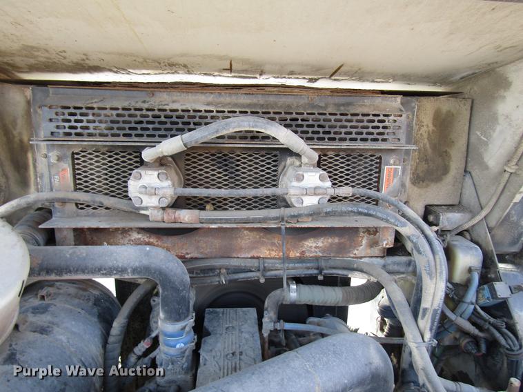 image for item FJ9627 2000 Johnston street sweeper