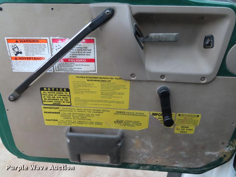 image for item L1487 2002 Sterling L9500 ready mix truck