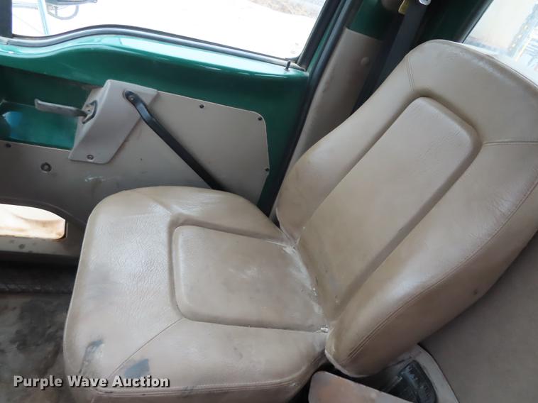 image for item L1487 2002 Sterling L9500 ready mix truck