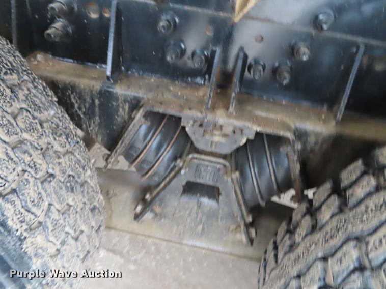 image for item L1487 2002 Sterling L9500 ready mix truck