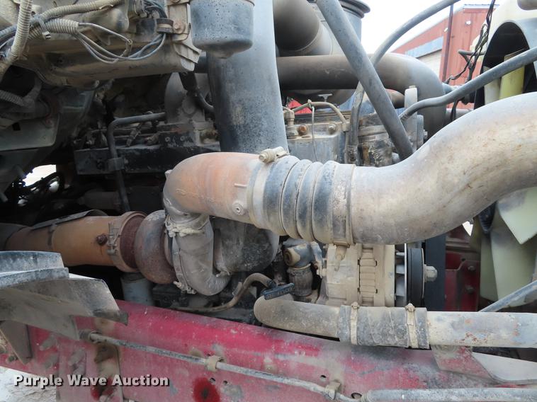 image for item L1487 2002 Sterling L9500 ready mix truck