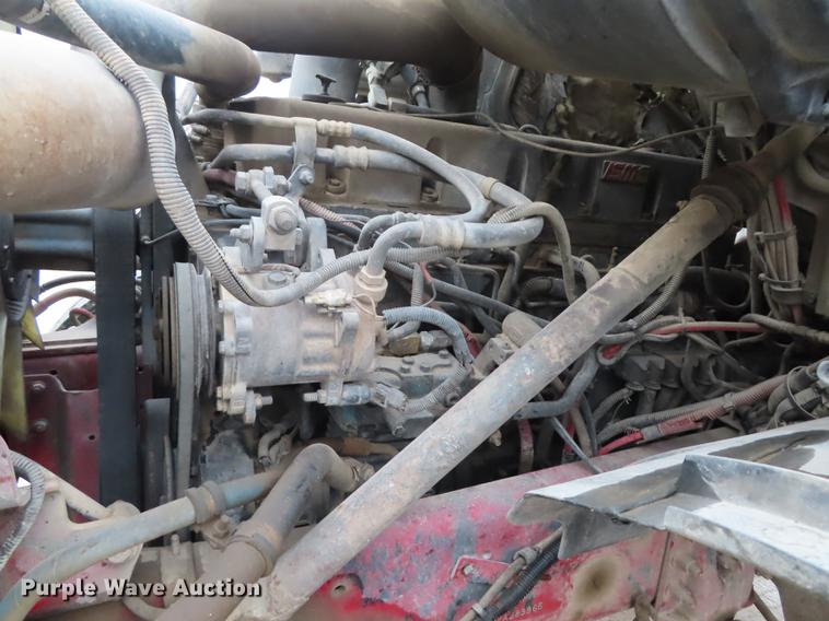 image for item L1487 2002 Sterling L9500 ready mix truck