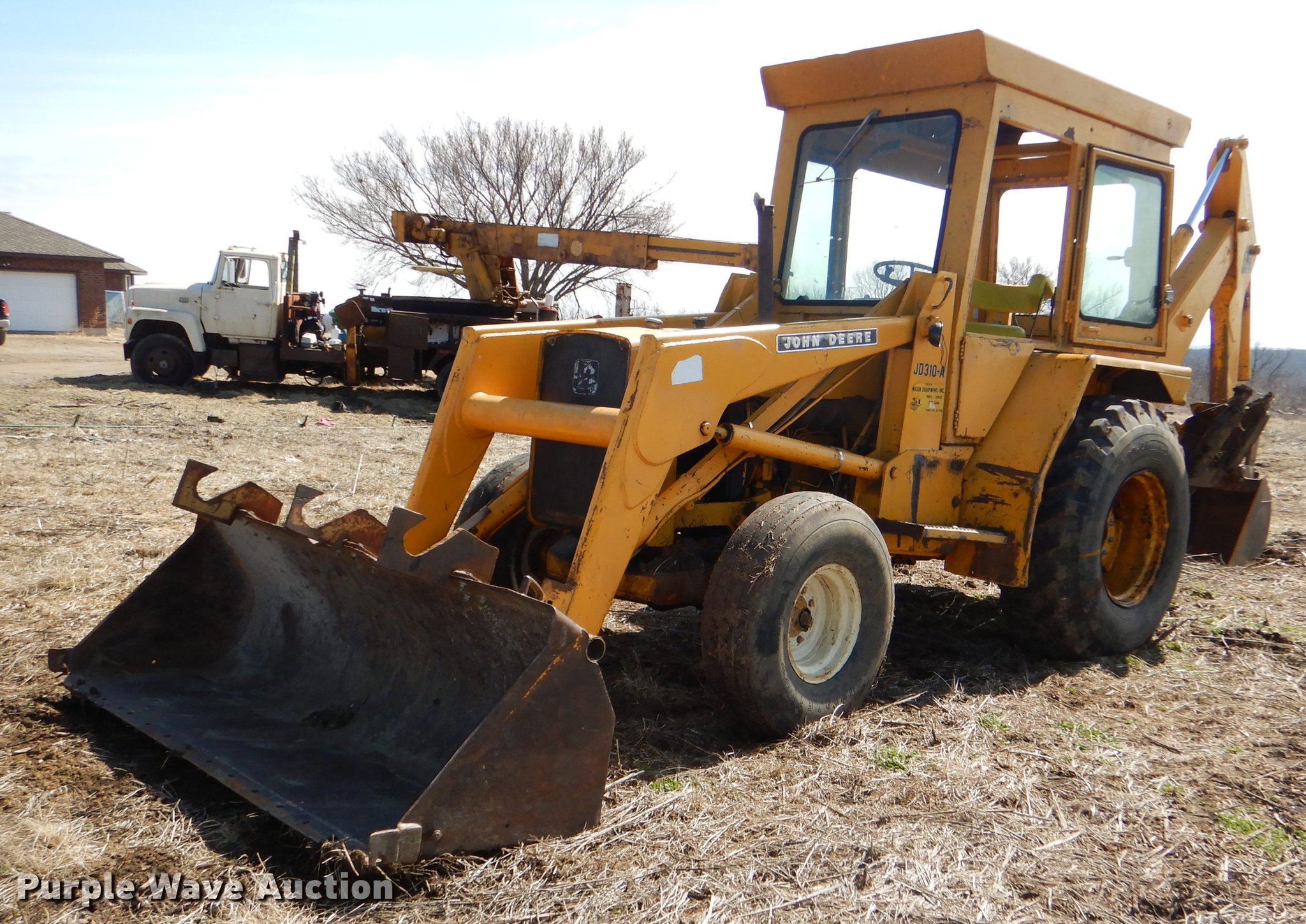 1977 John Deere 310A backhoe in Mound City, KS Item DE0148 sold