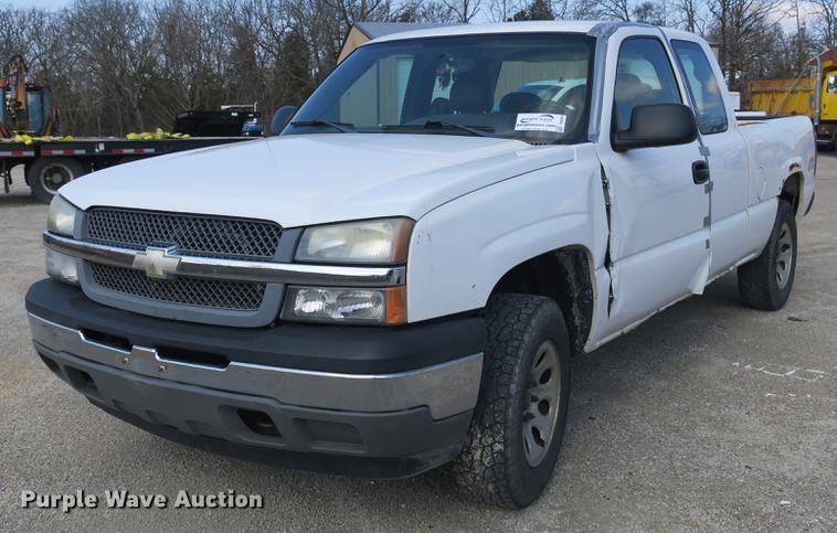 image for item DB8856 2005 Chevrolet Silverado 1500 Ext. Cab pickup truck